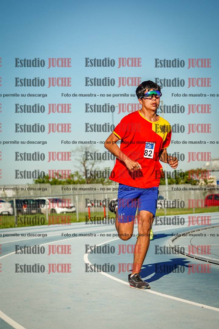 Fotos de los 3000 m llanos de varones