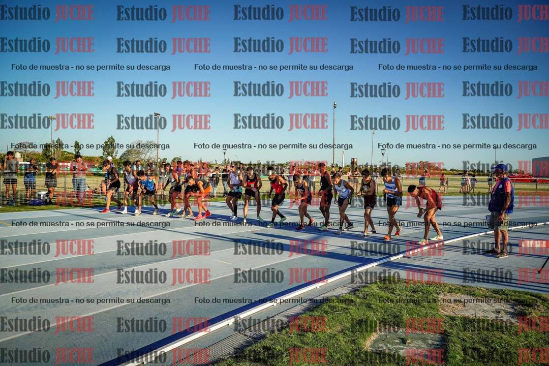 Fotos de los 1500 m llanos de varones