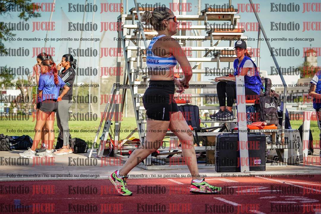Fotos de los 5000 m llanos de mujeres y varones