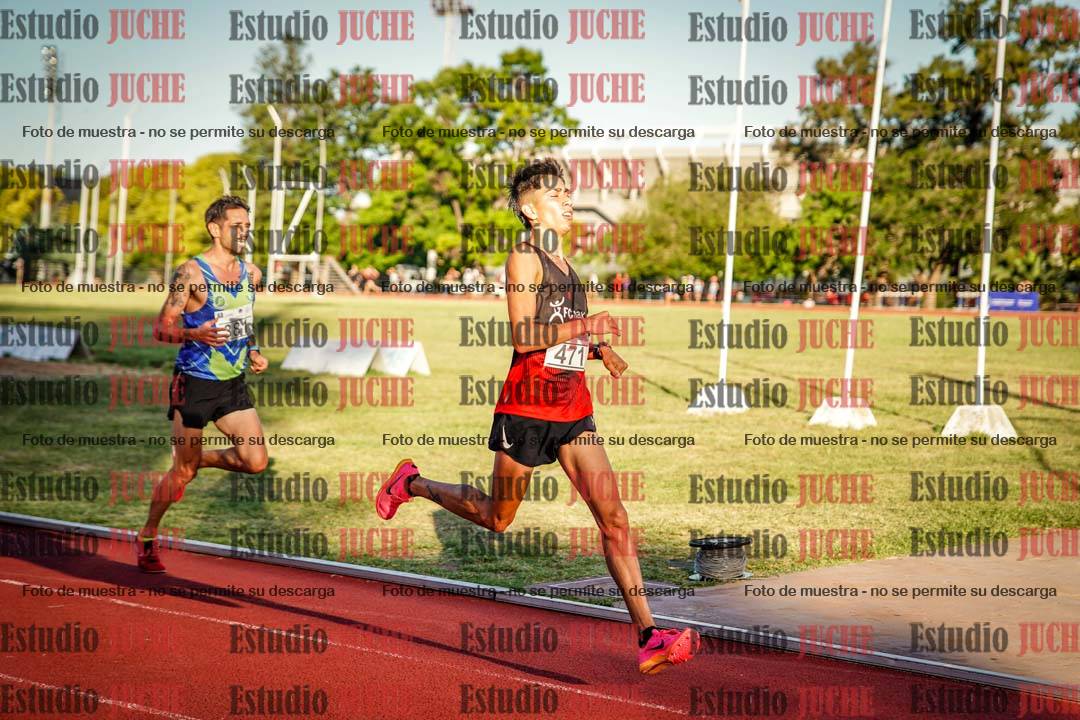 Fotos de los 3000 m llanos de varones