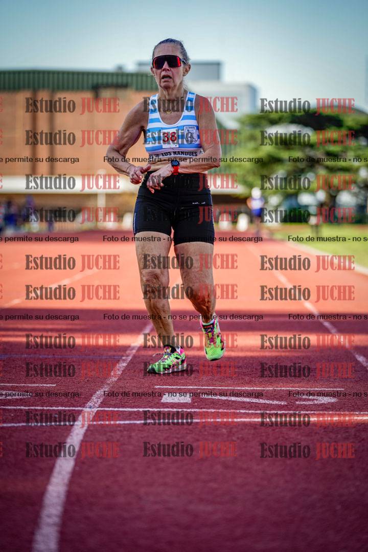 Fotos de los 5000 m llanos de mujeres y varones