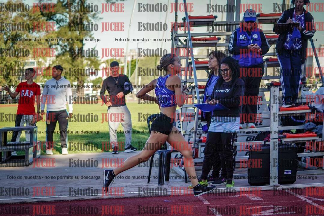 Fotos de los 600 m de mujeres