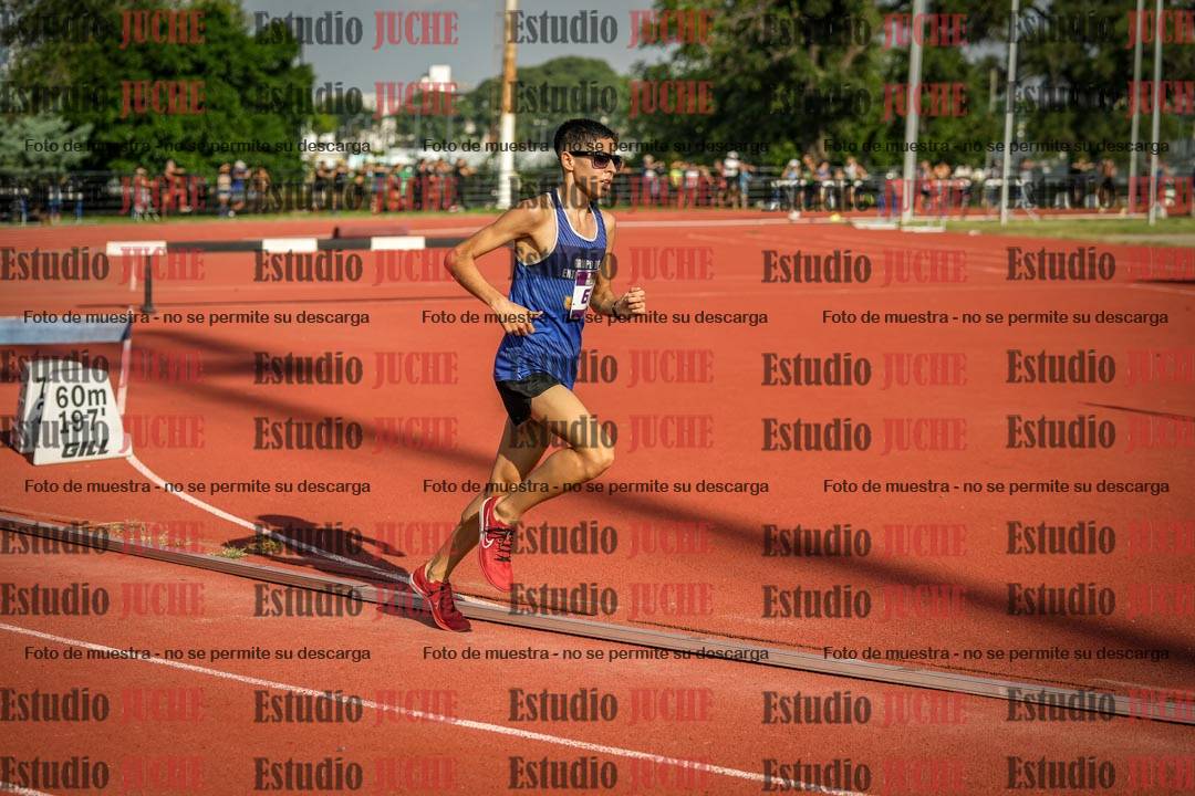 Fotos de los 3000 m llanos de varones
