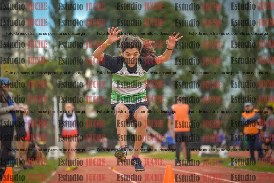 Fotos del salto en largo - mujeres U16