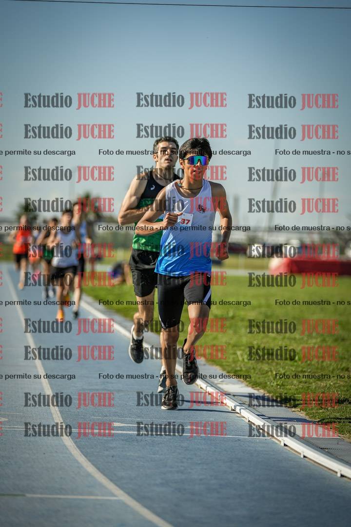 Fotos de los 1500 m llanos de varones