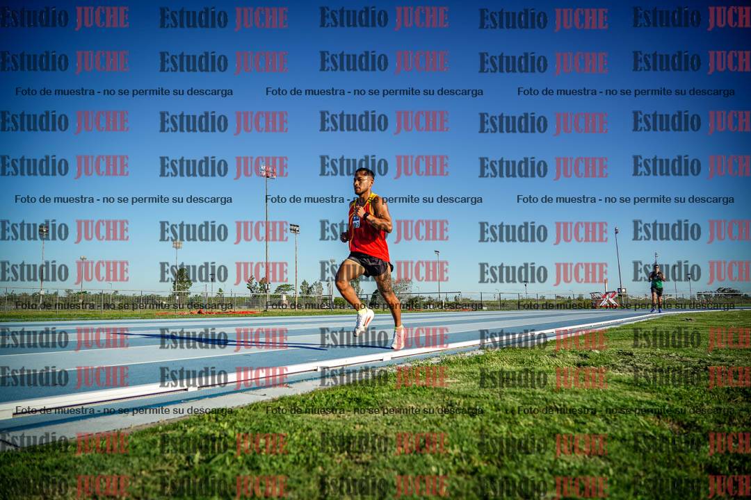 Fotos de los 3000 m llanos de varones