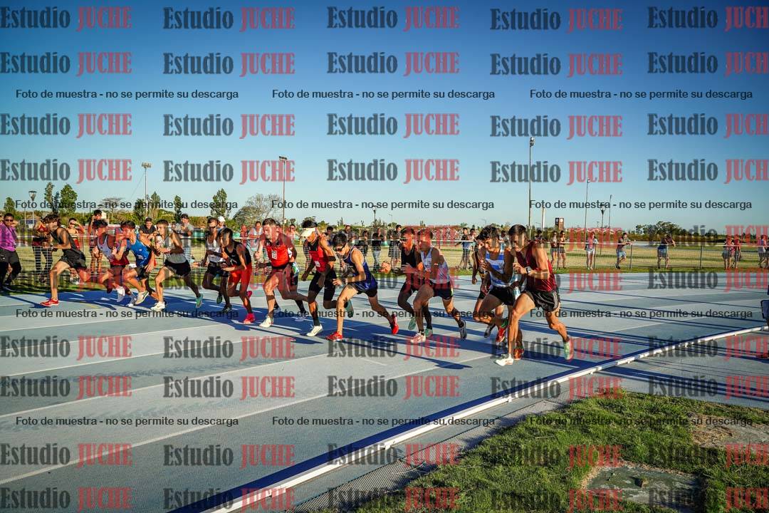 Fotos de los 1500 m llanos de varones