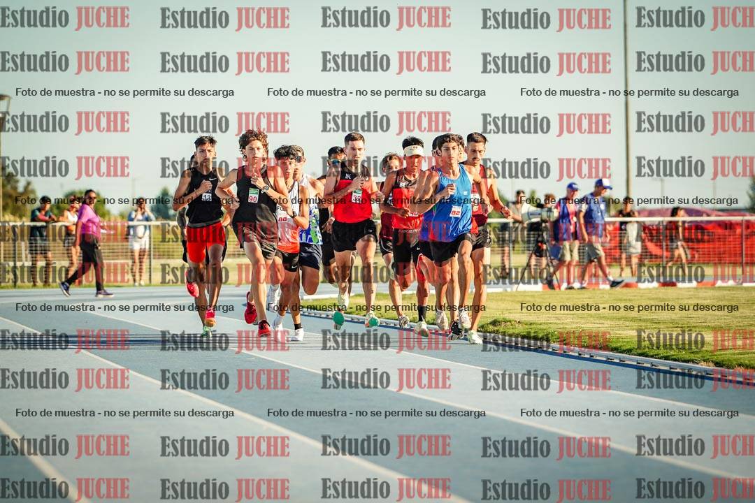 Fotos de los 1500 m llanos de varones