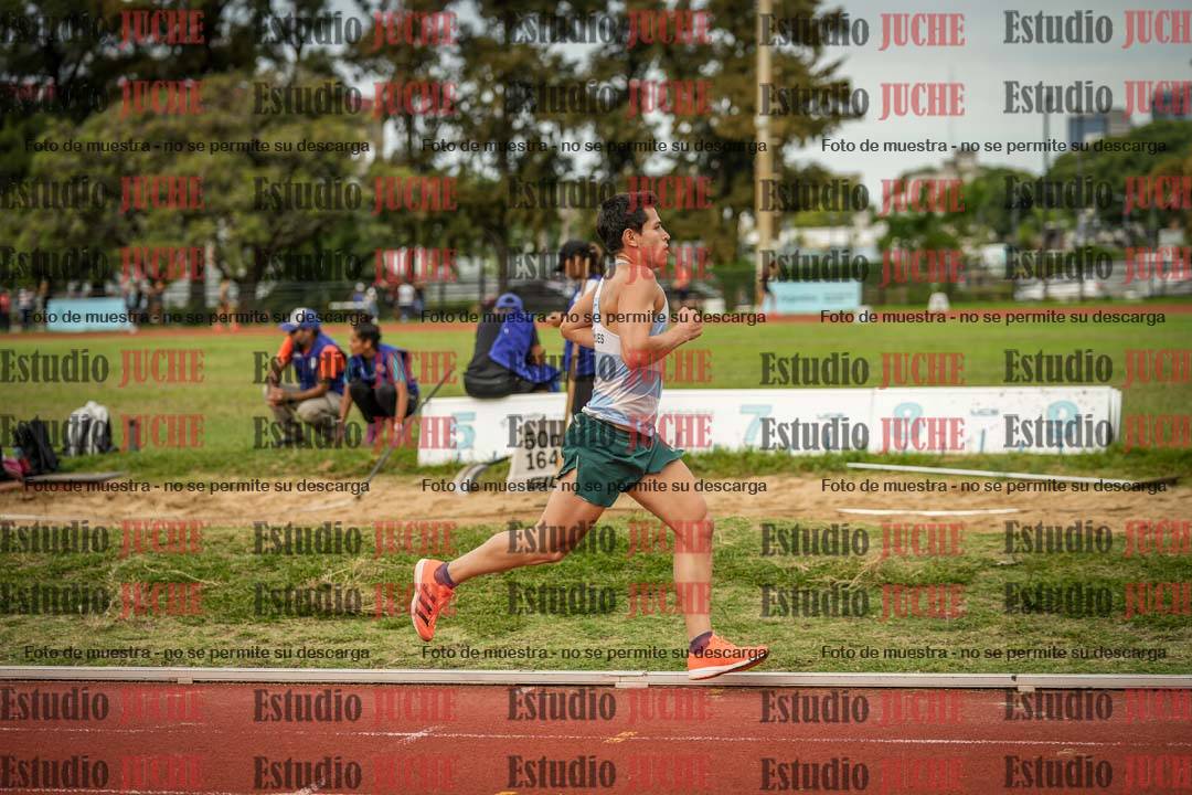 Fotos de los 3000 m llanos de varones