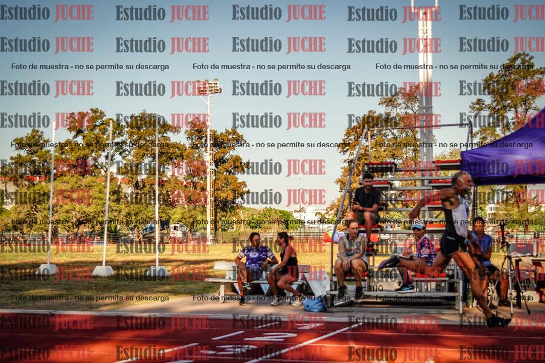 Fotos de los 400 m llanos de varones - combinadas 5