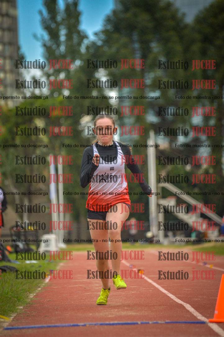 Fotos del salto en largo - mujeres U16