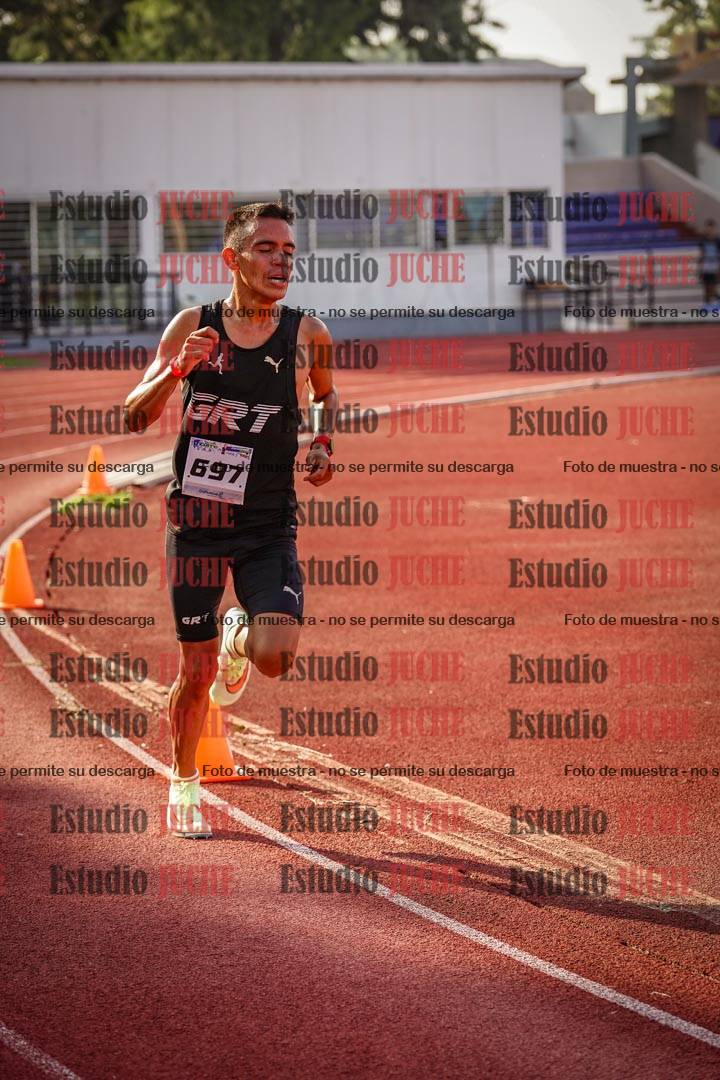Fotos de los 3000 m llanos de varones