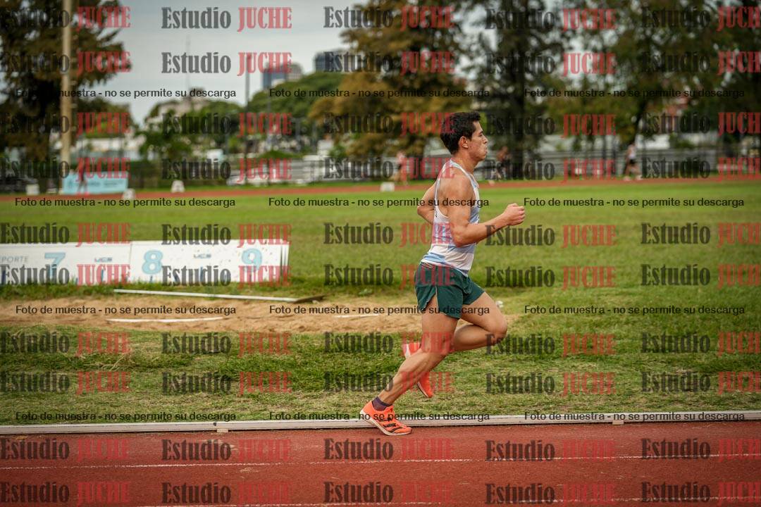 Fotos de los 3000 m llanos de varones