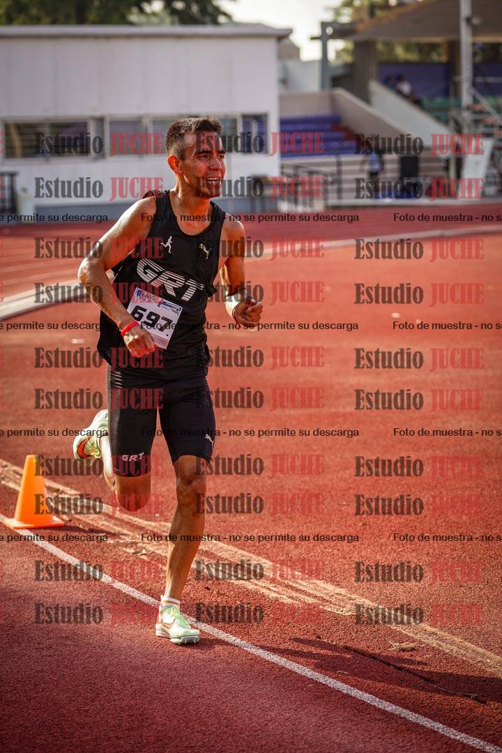 Fotos de los 3000 m llanos de varones