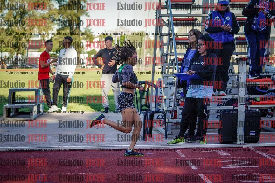 Fotos de los 600 m de mujeres