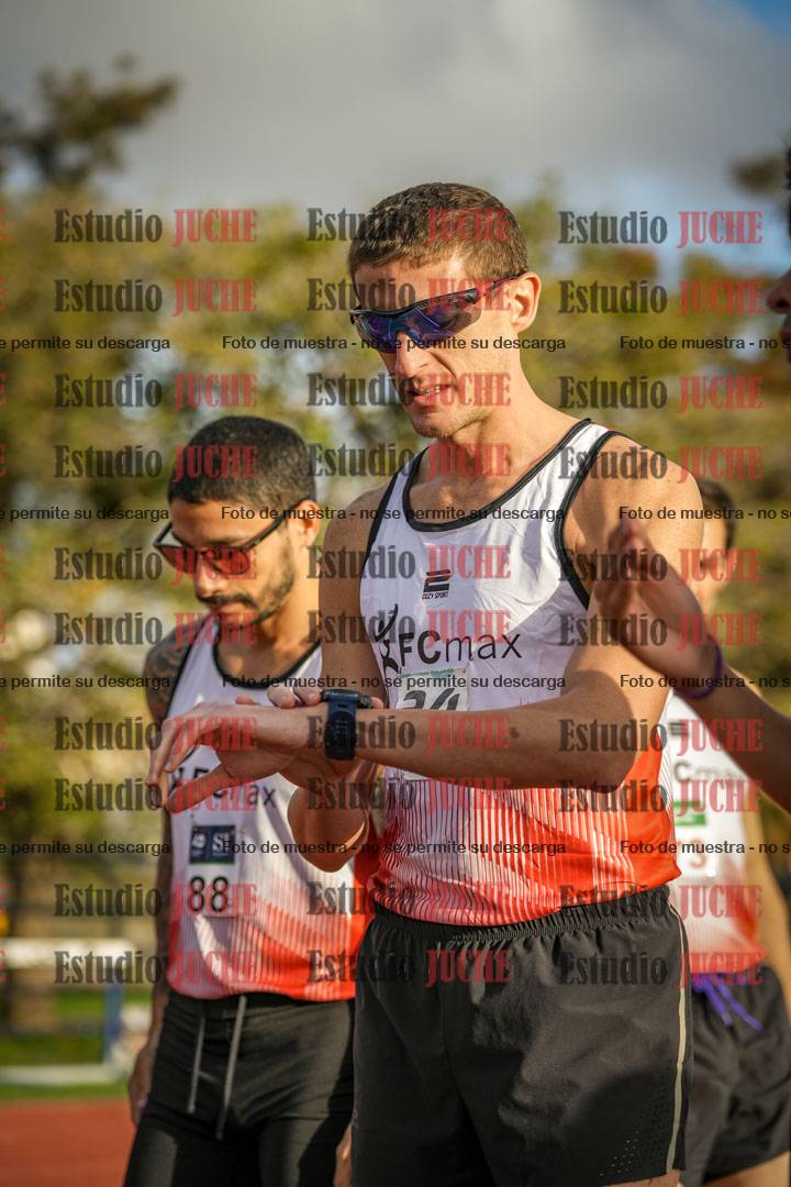 Fotos de los 3000 m llanos de varones