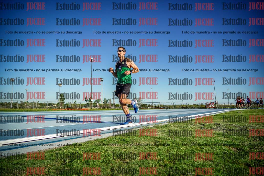 Fotos de los 3000 m llanos de varones