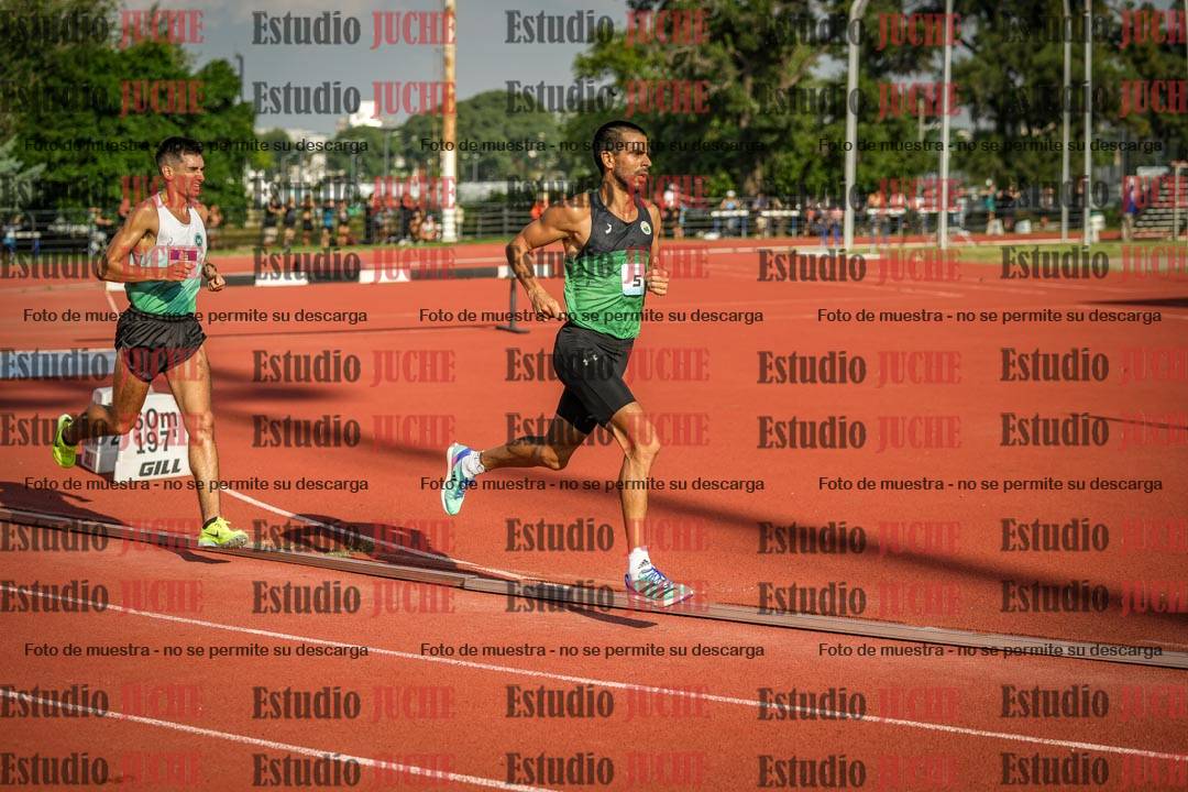 Fotos de los 3000 m llanos de varones