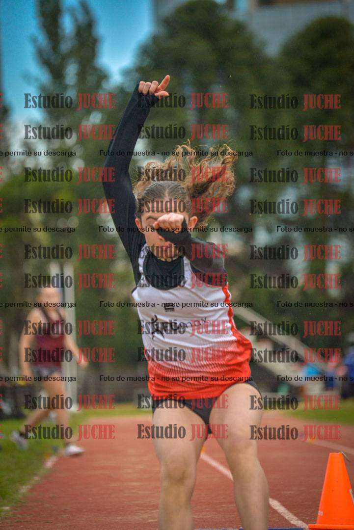Fotos del salto en largo - mujeres U16