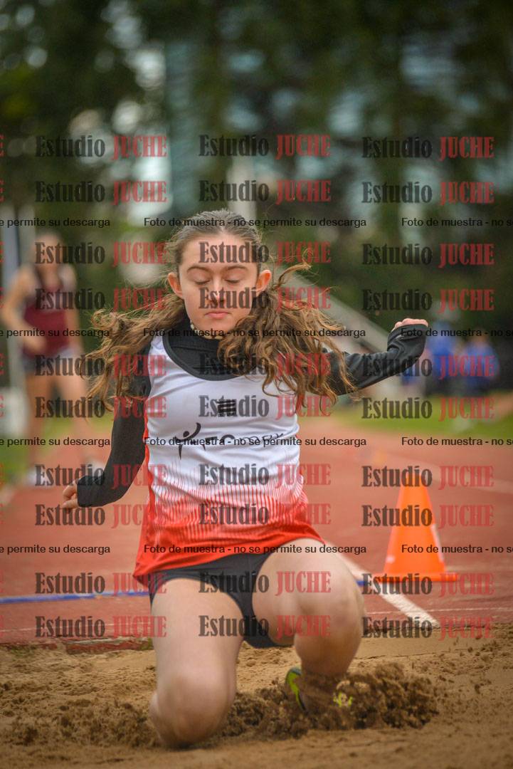Fotos del salto en largo - mujeres U16
