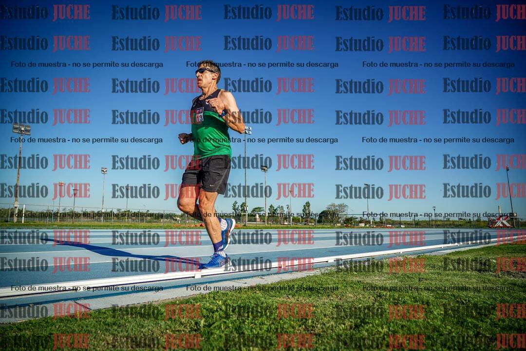 Fotos de los 3000 m llanos de varones