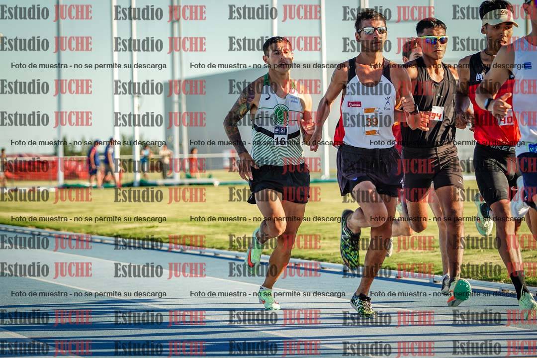 Fotos de los 1500 m llanos de varones