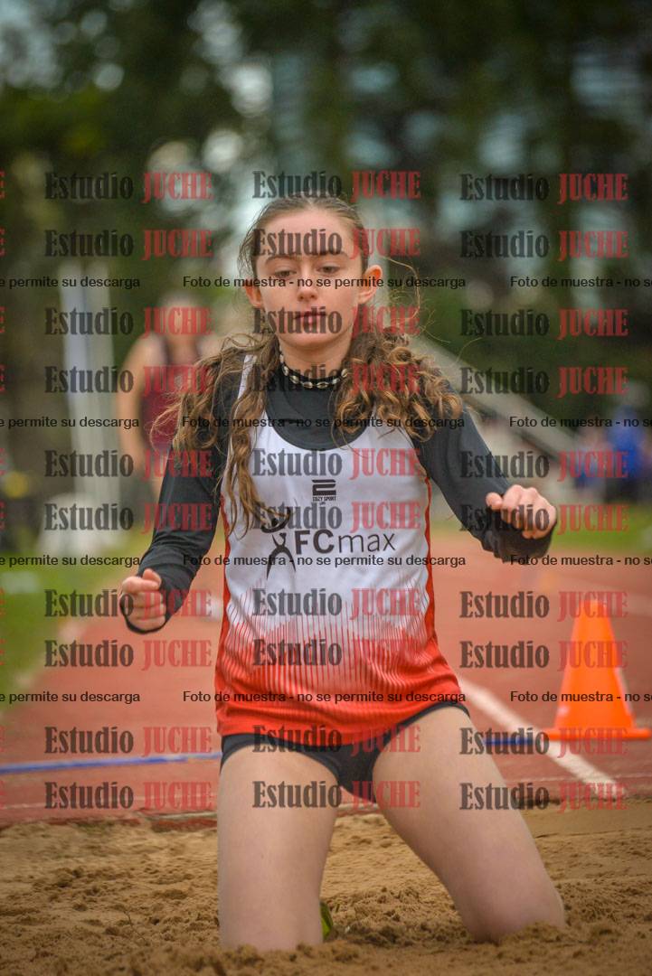 Fotos del salto en largo - mujeres U16