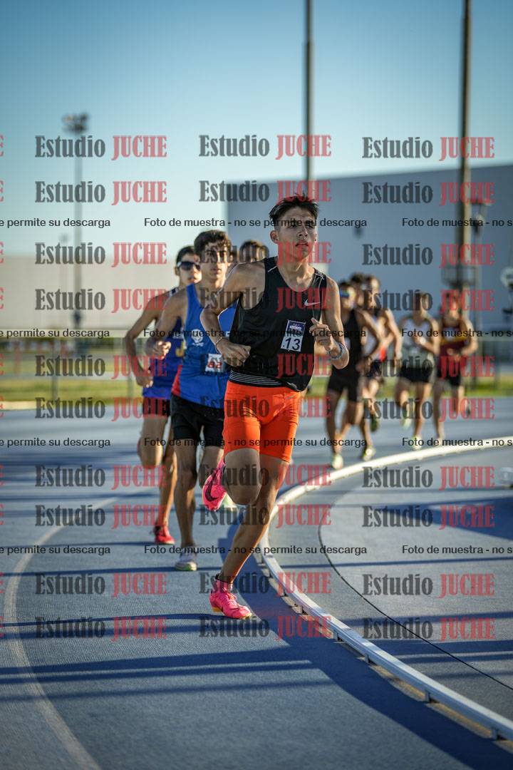 Fotos de los 1500 m llanos de varones