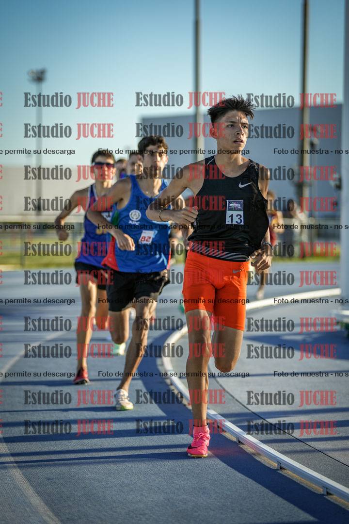 Fotos de los 1500 m llanos de varones