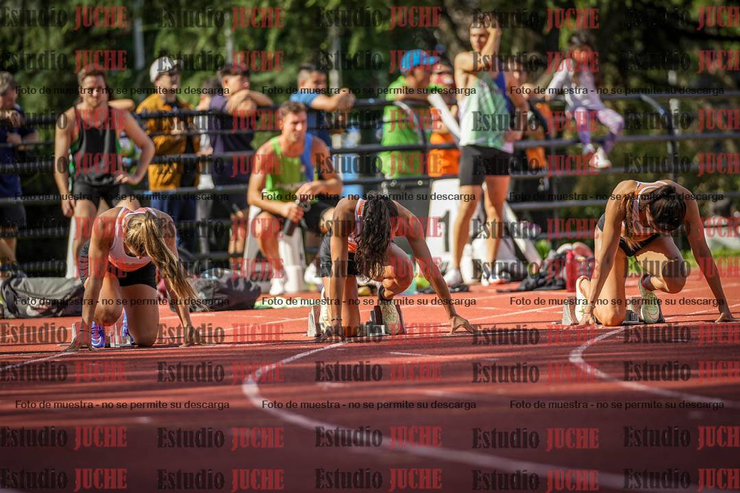 Fotos de los 100 m llanos de mujeres - FINAL