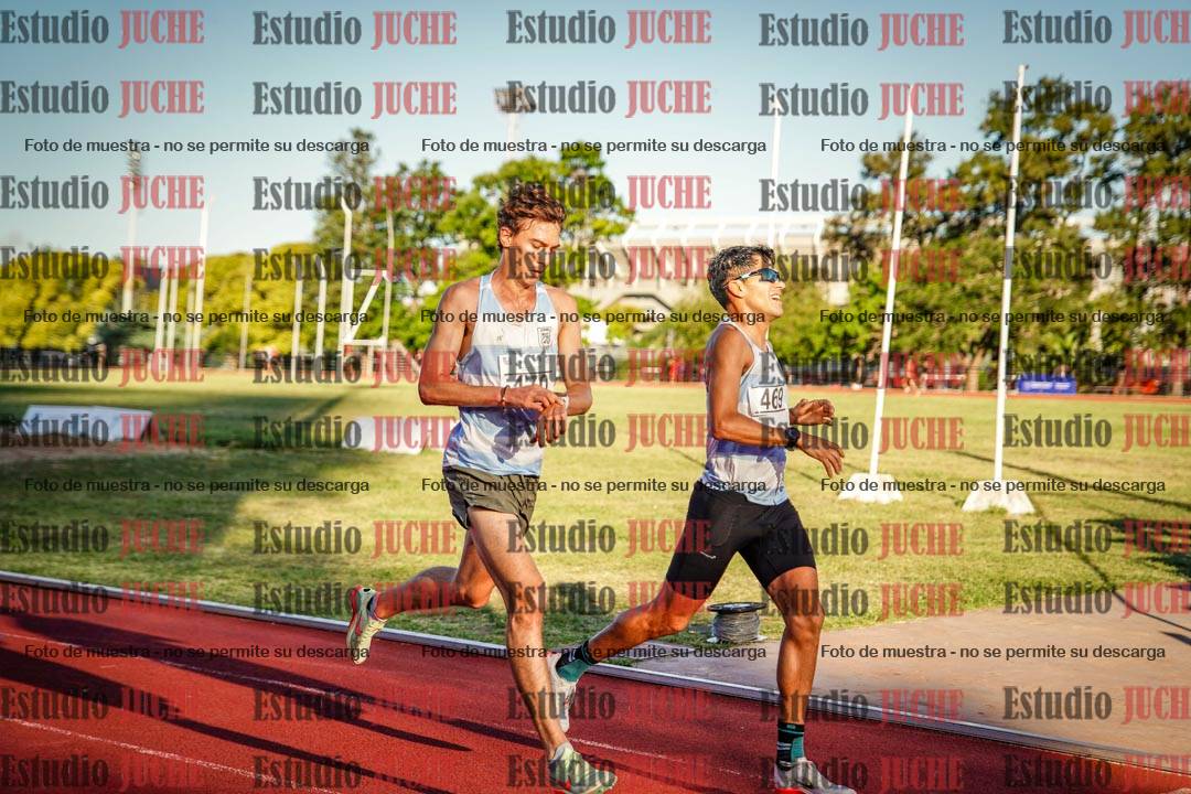 Fotos de los 3000 m llanos de varones