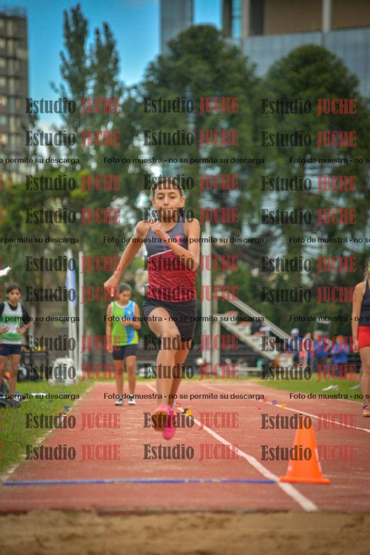 Fotos del salto en largo - mujeres U16