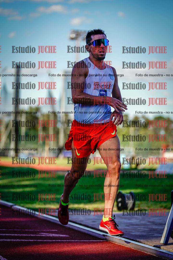 Fotos de los 3000 m llanos de varones