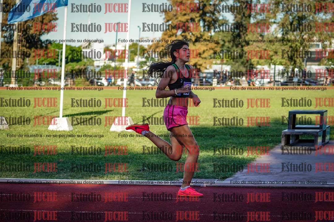 Fotos de los 600 m de mujeres