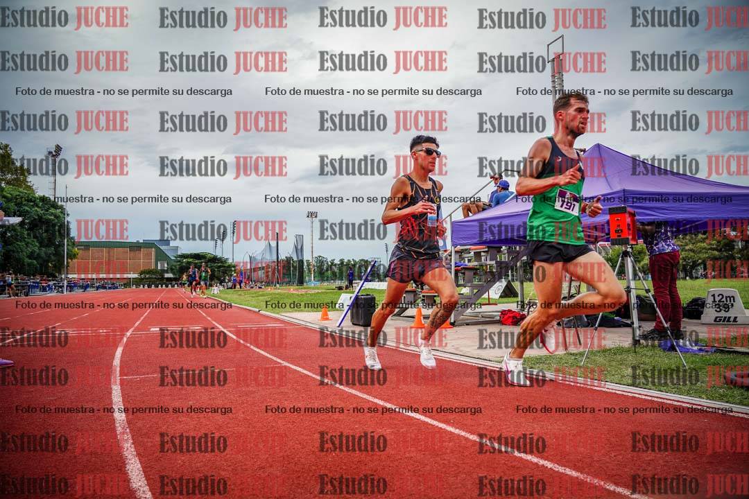 Fotos de los 3000 m llanos de varones