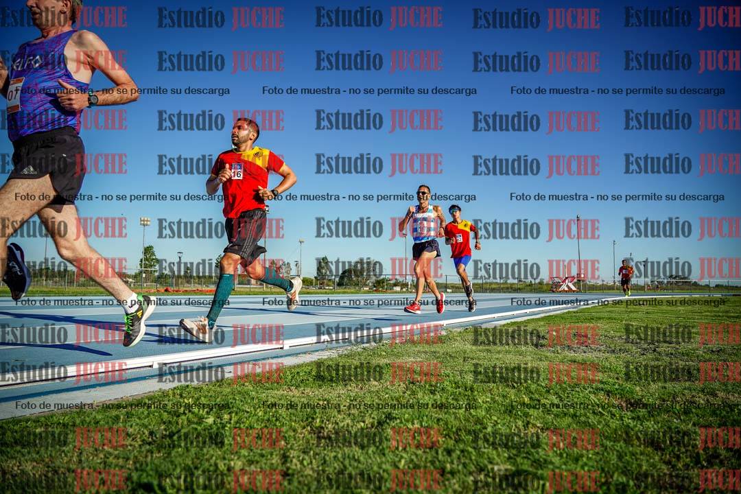 Fotos de los 3000 m llanos de varones