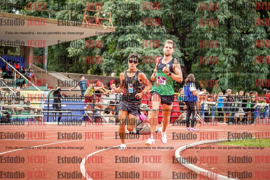 Fotos de los 3000 m llanos de varones