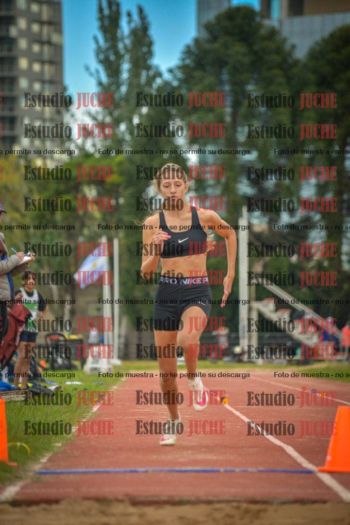 Fotos del salto en largo - mujeres U16
