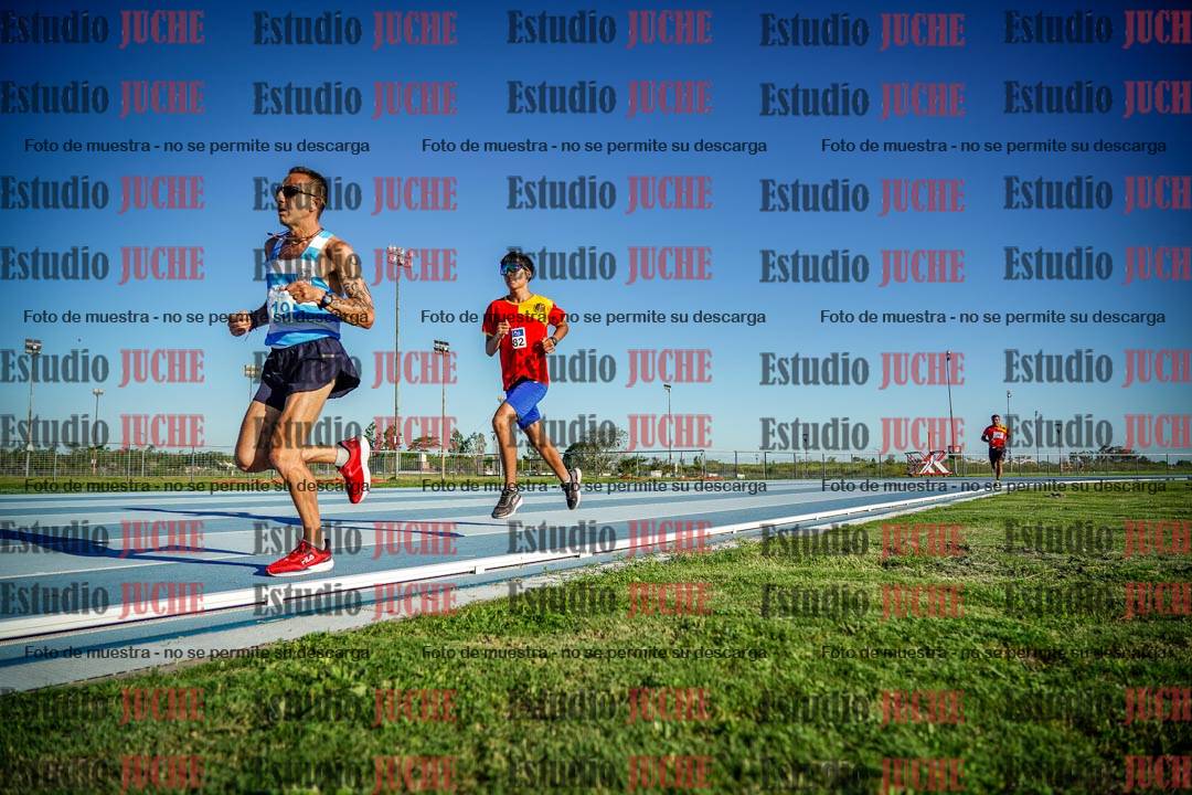 Fotos de los 3000 m llanos de varones