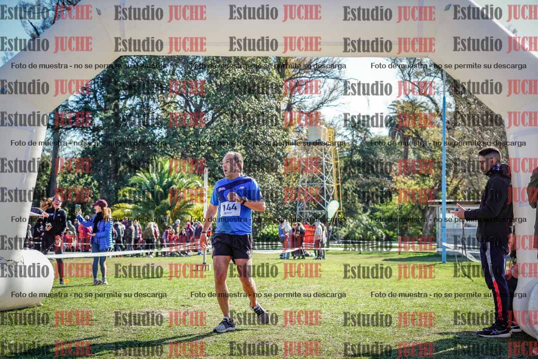 Fotos de la llegada del cross de 8000 m