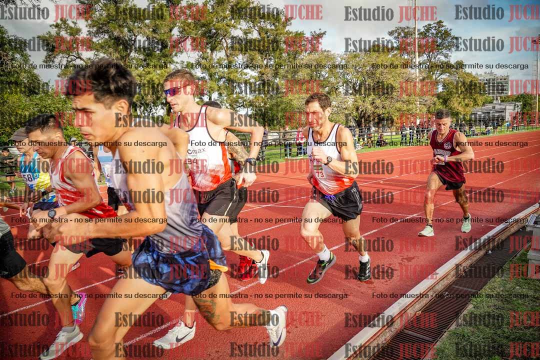 Fotos de los 3000 m llanos de varones