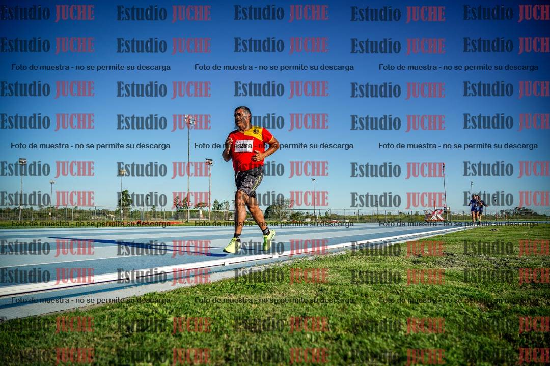 Fotos de los 3000 m llanos de varones