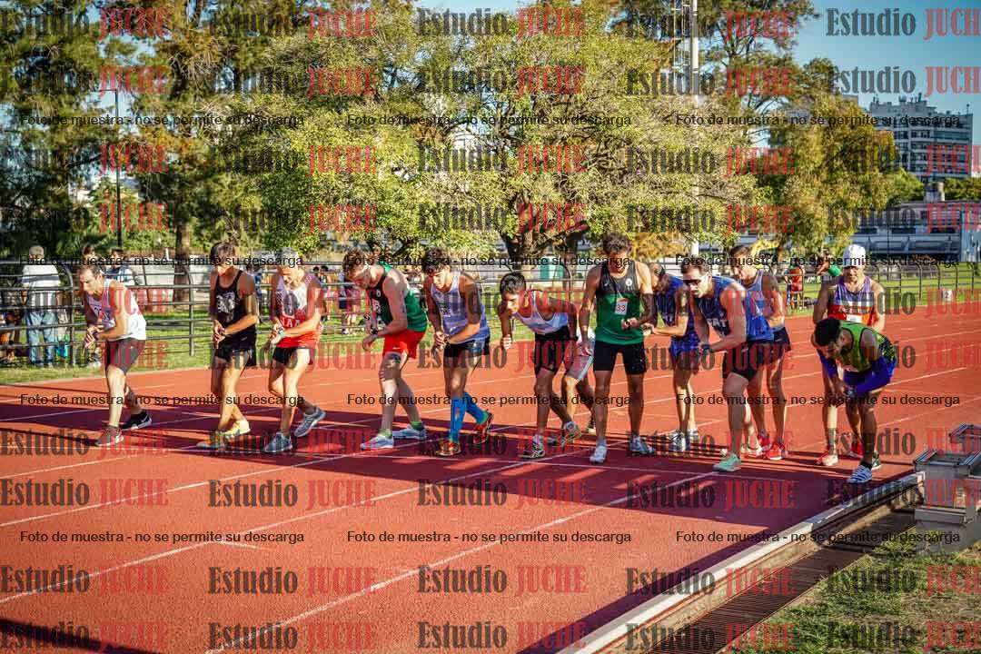 Fotos de los 3000 m llanos de varones