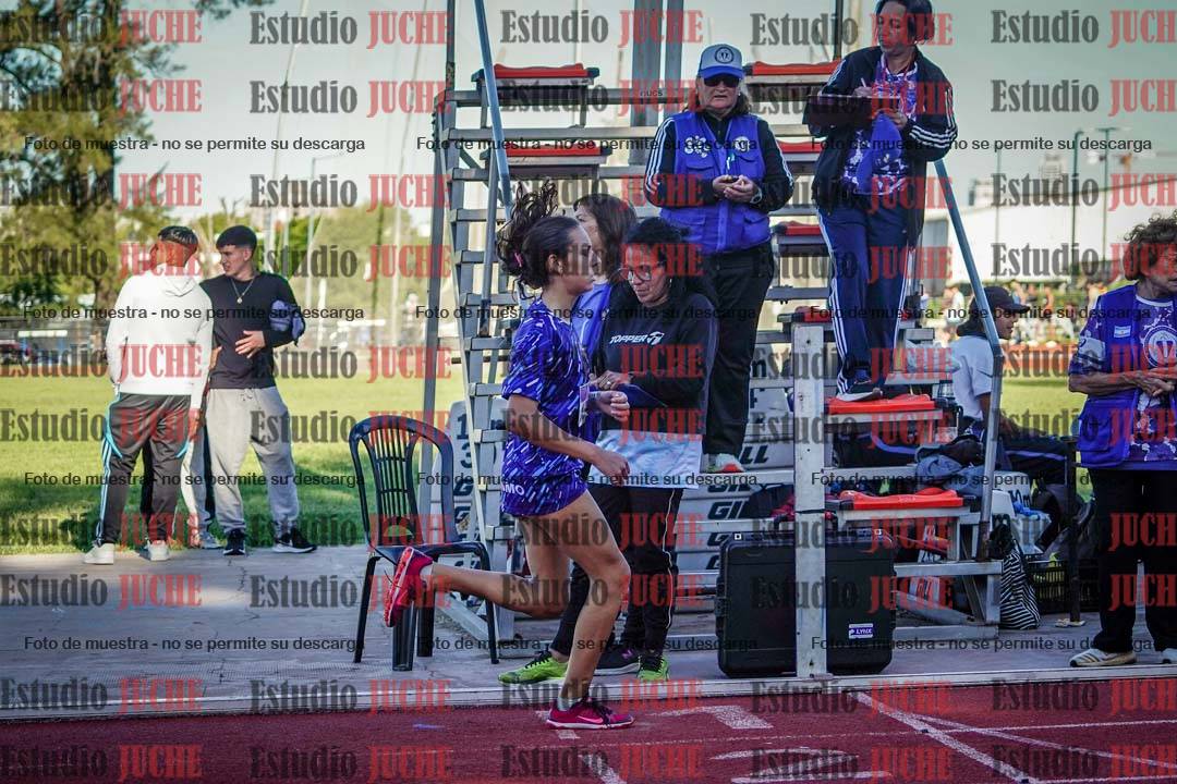 Fotos de los 600 m de mujeres