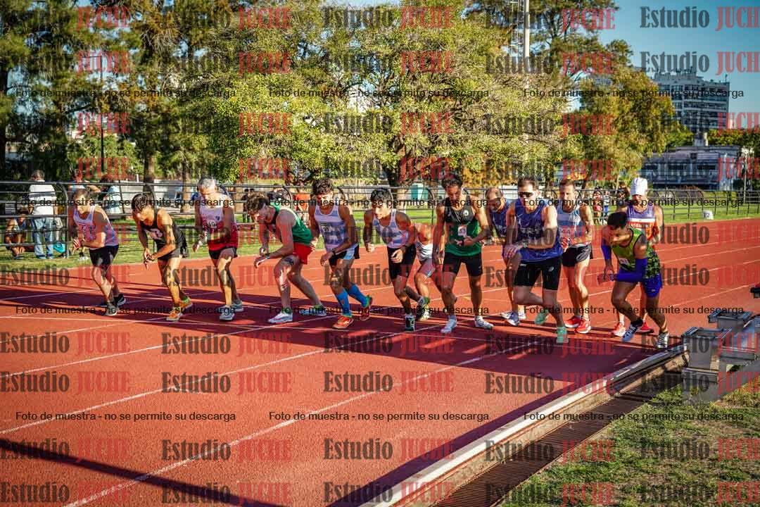 Fotos de los 3000 m llanos de varones