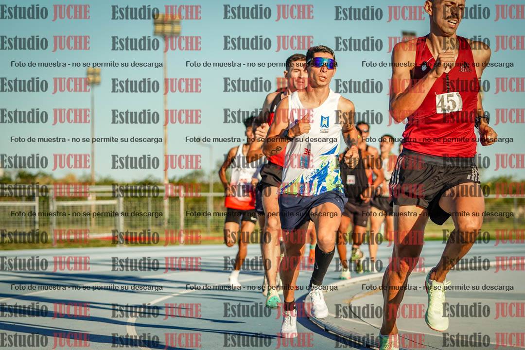 Fotos de los 1500 m llanos de varones