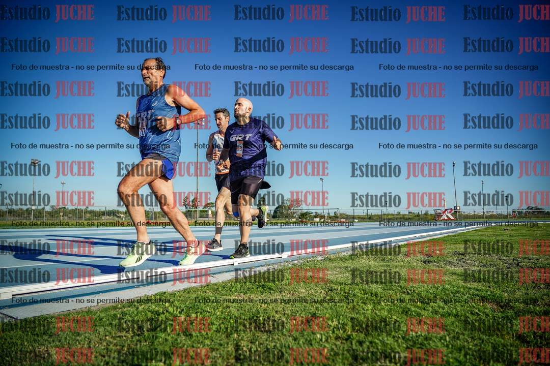Fotos de los 3000 m llanos de varones