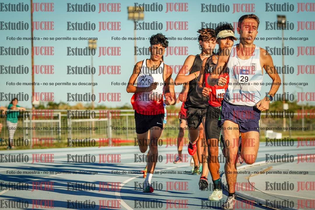 Fotos de los 1500 m llanos de varones