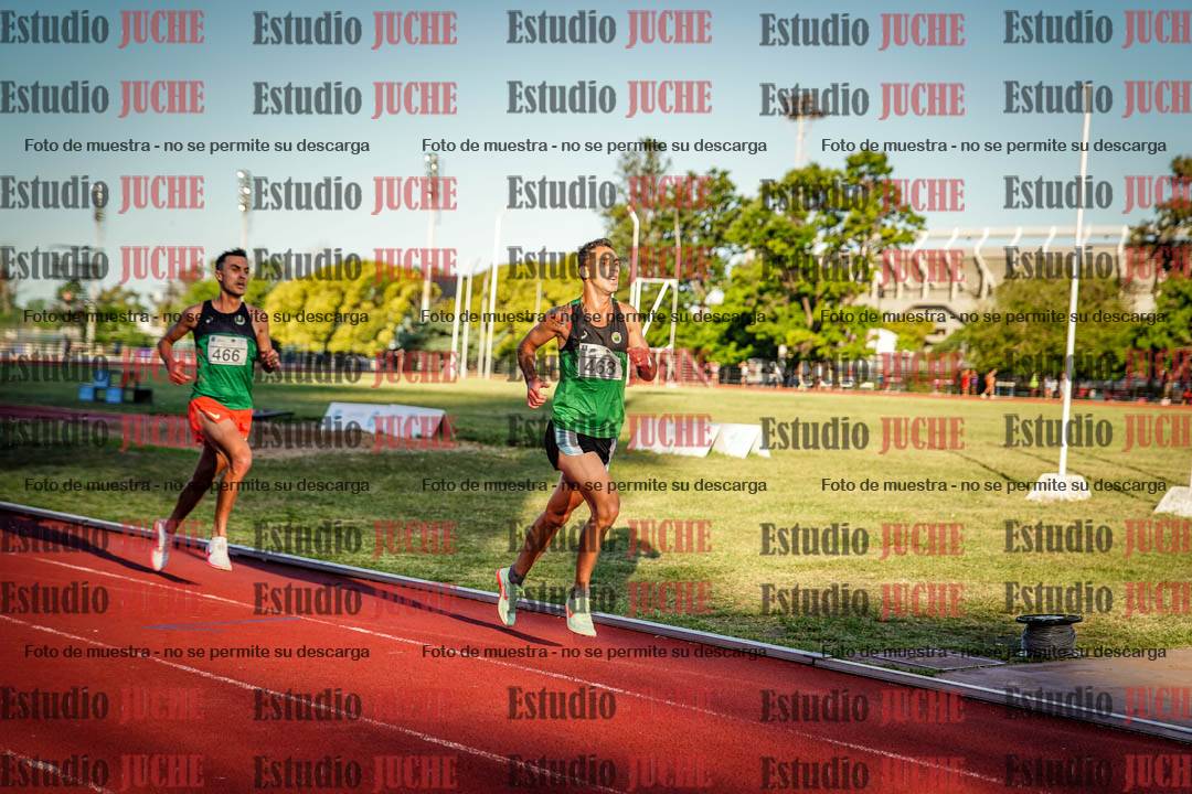 Fotos de los 3000 m llanos de varones