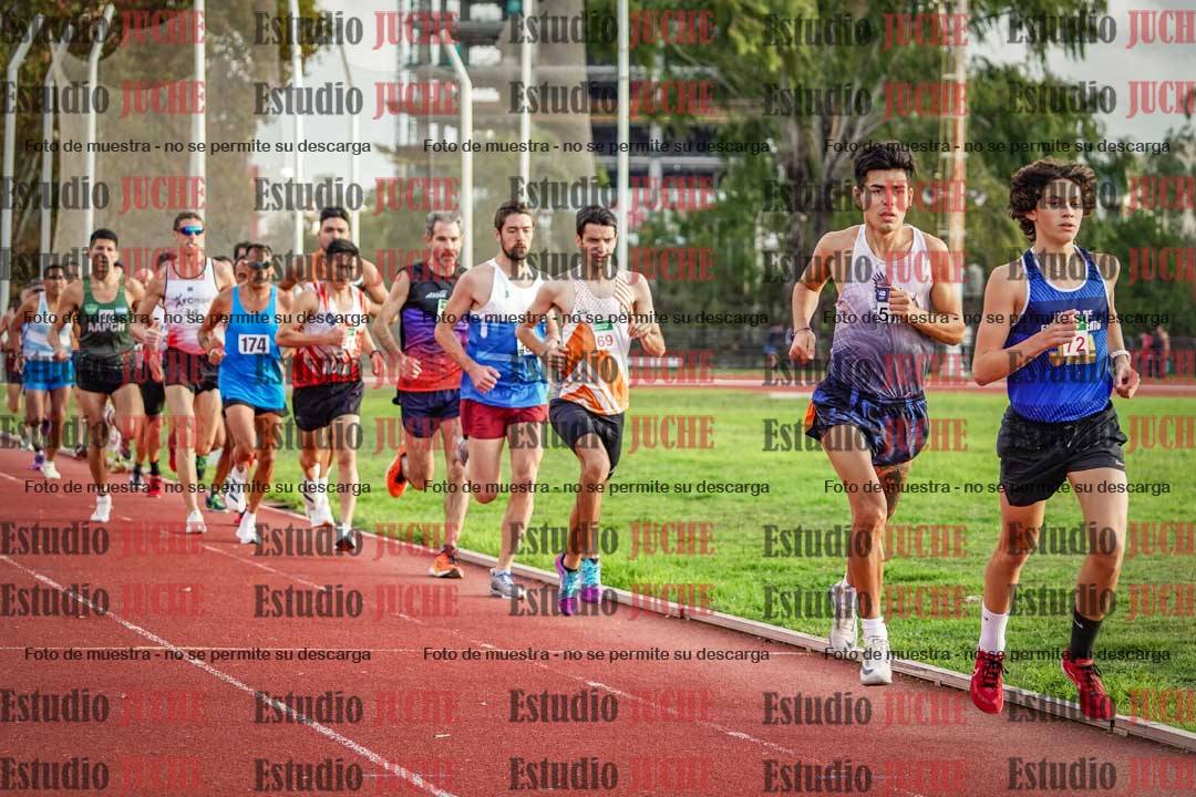 Fotos de los 3000 m llanos de varones